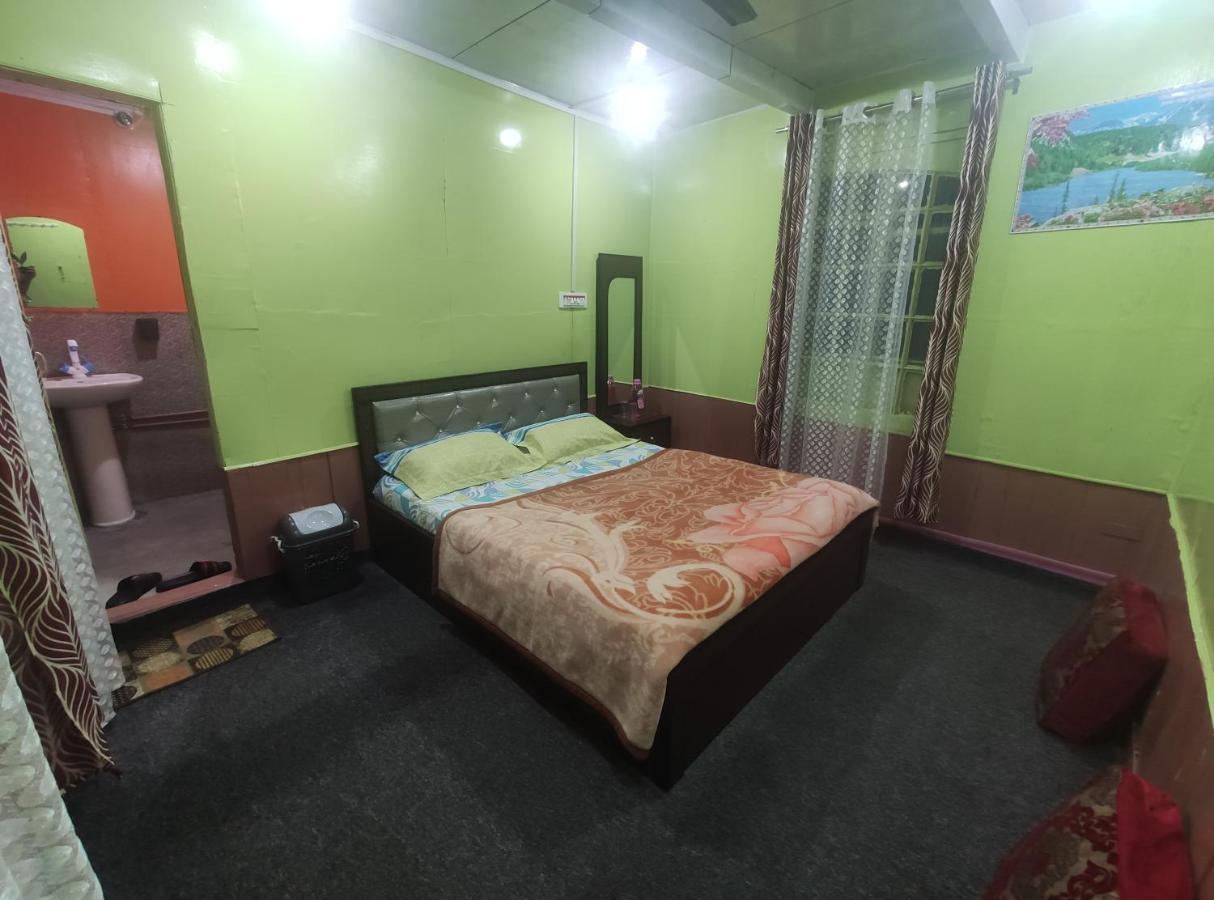 Lakeside Homestay Srinagar Dış mekan fotoğraf